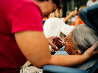 pexels-jsme-mila-523821574-16364307 Level 4 Extended Diploma in Health and Social Care