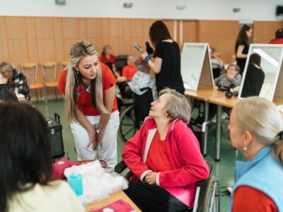 pexels-jsme-mila-523821574-18429310 Level 5 Diploma in Health and Social Care