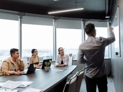 pexels-thirdman-7654000 Level 4 Extended Diploma in Business and Management